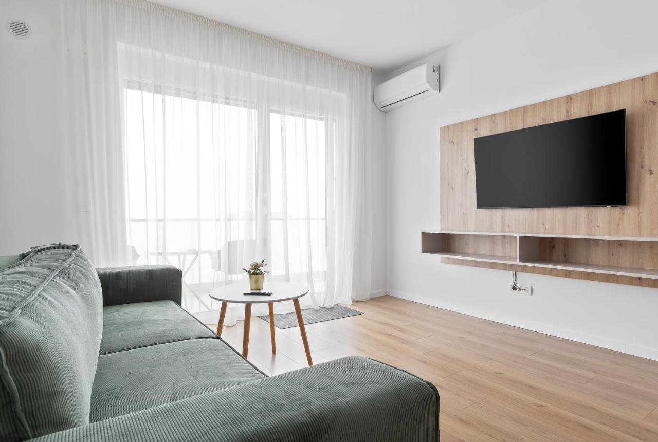 Grand Hill Flats Apartment Орадеа Екстериор снимка