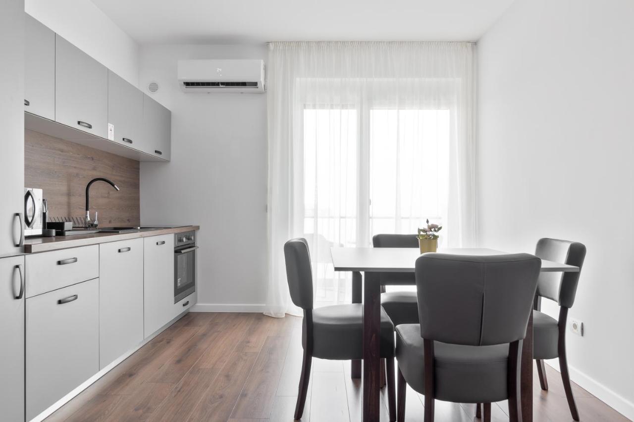 Grand Hill Flats Apartment Орадеа Екстериор снимка