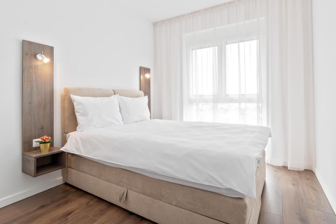 Grand Hill Flats Apartment Орадеа Екстериор снимка