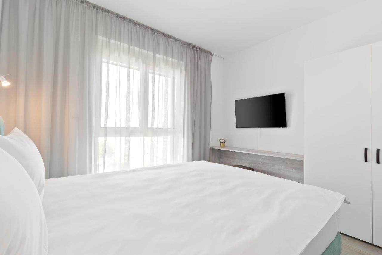 Grand Hill Flats Apartment Орадеа Екстериор снимка