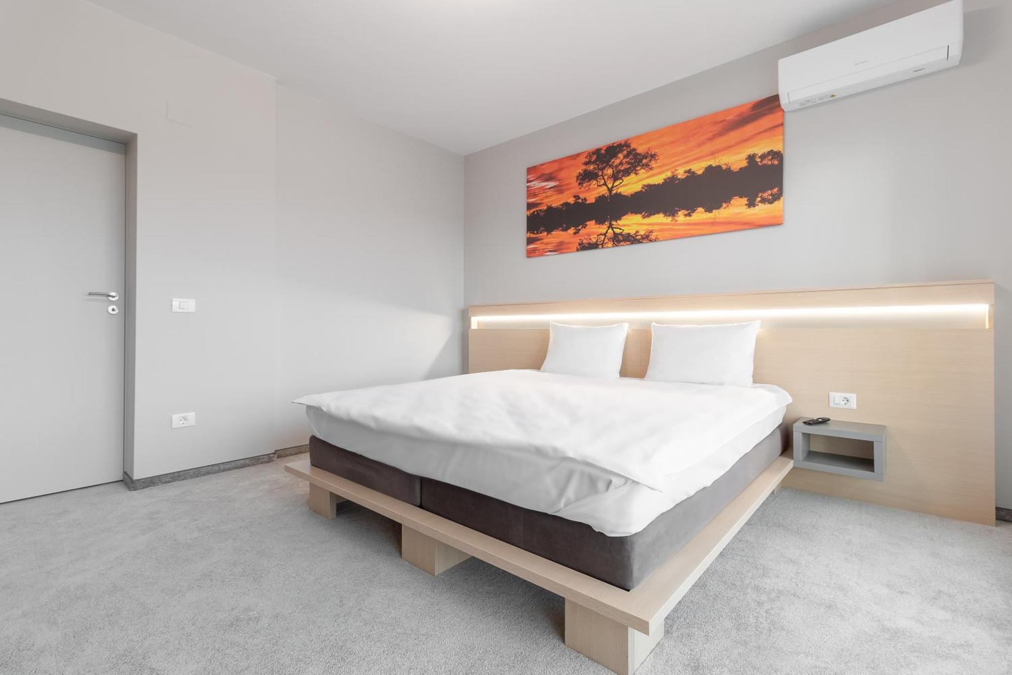 Grand Hill Flats Apartment Орадеа Екстериор снимка